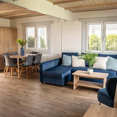 Prázdninový areál Collins *